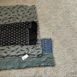 2 Items 20$! Women’s Scarf Lot